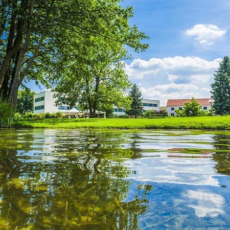 Seepark Hotel Am Wandlitzsee Kültér fotó