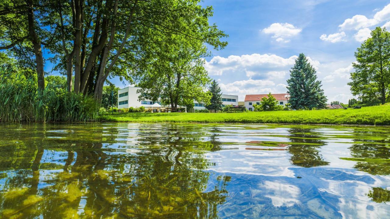 Seepark Hotel Am Wandlitzsee Kültér fotó